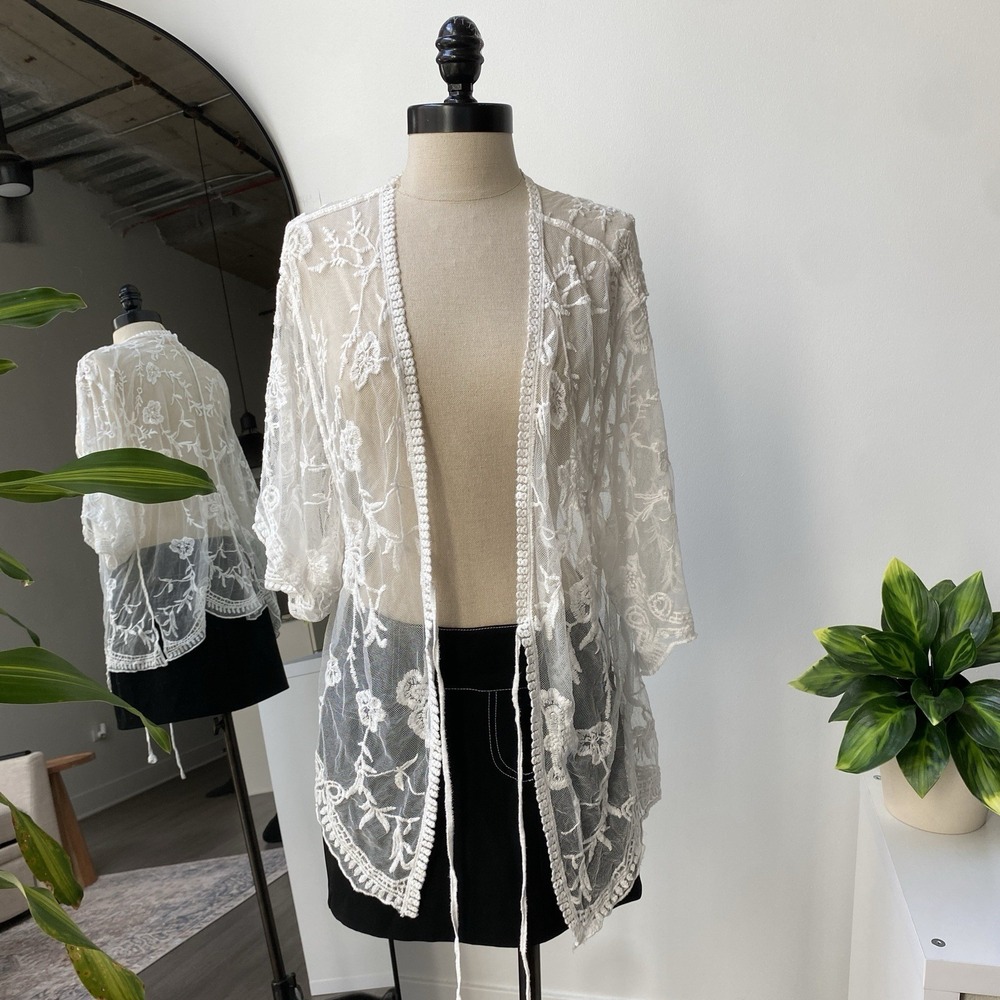 Lauren Conrad White Sheer Embroidered Lace Cardigan Kimono Front Tie Fairycore